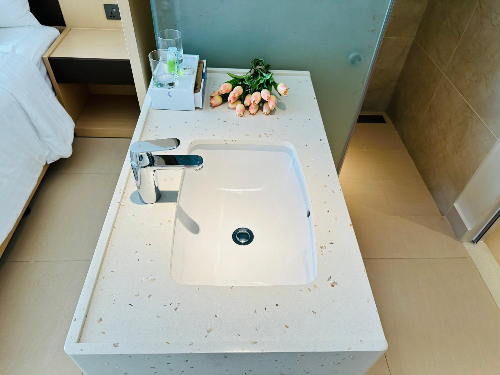 The Cam Ranh Oceanviewアパートメント エクステリア 写真