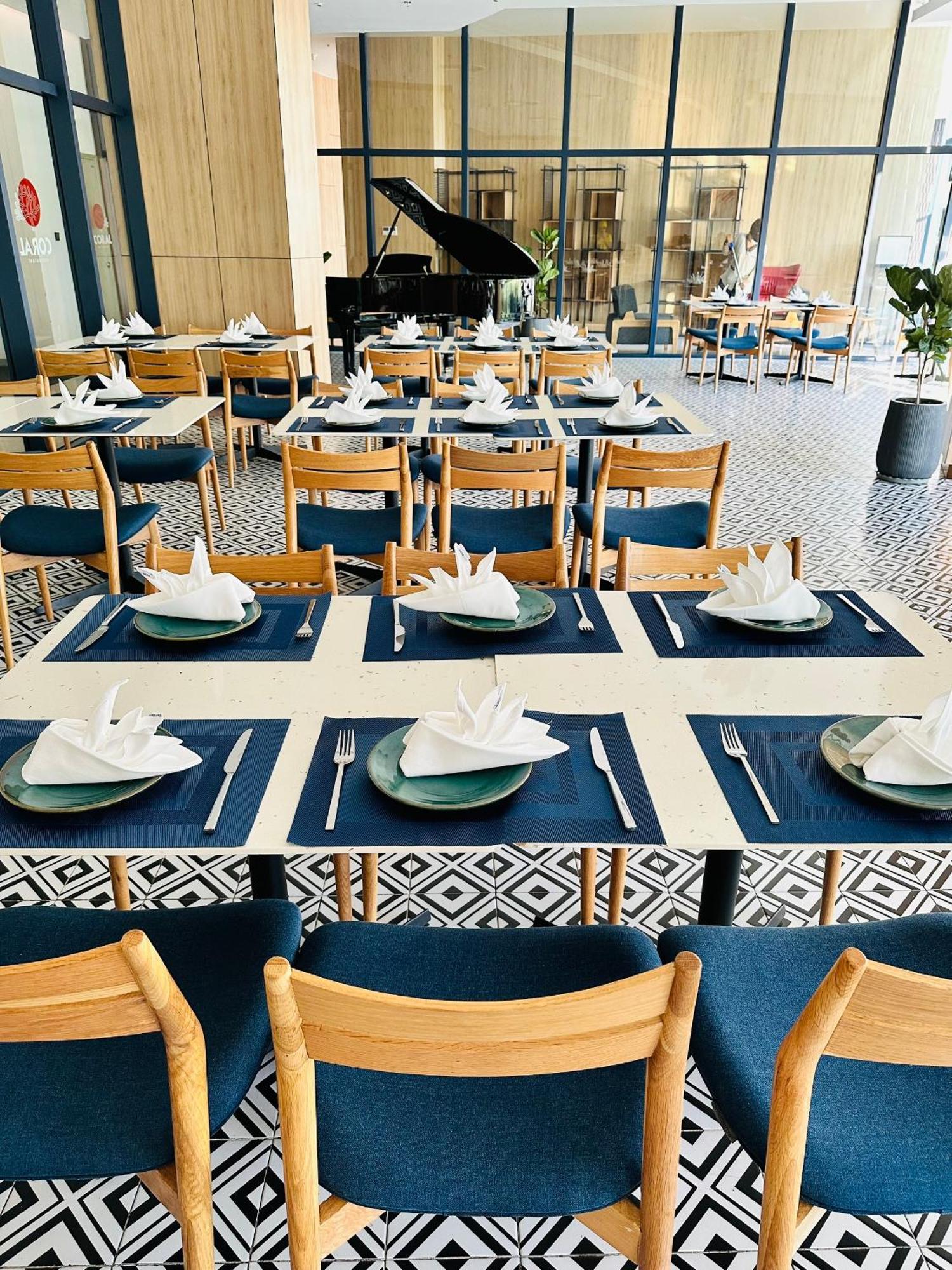 The Cam Ranh Oceanviewアパートメント エクステリア 写真